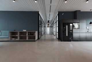 IT-Team im Büro – Zusammenarbeit an Kundenwebseite